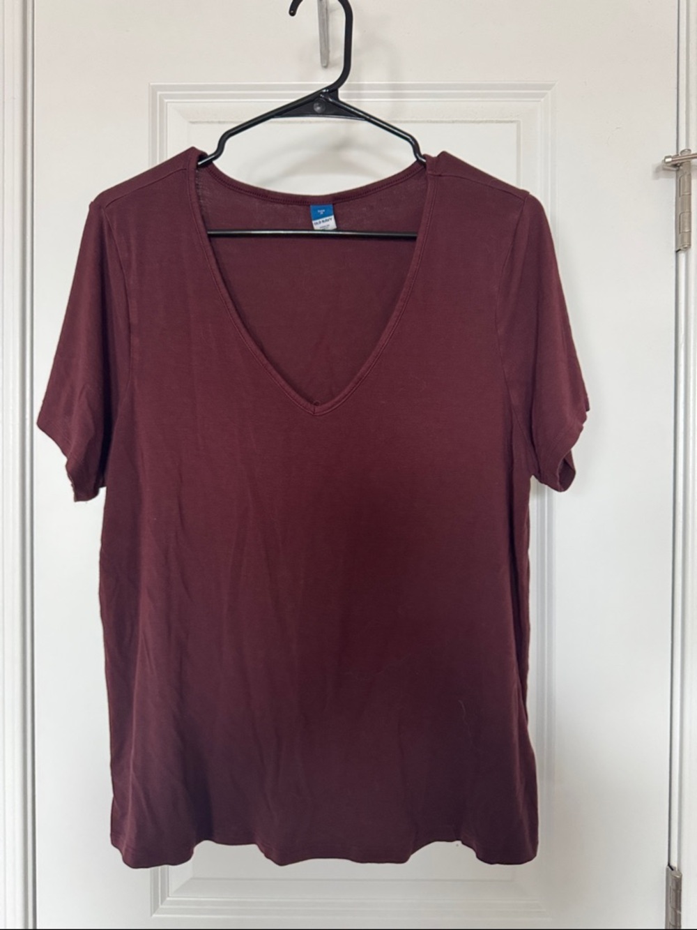 Old Navy Women's Short Sleeve V-Neck Top - Maroon